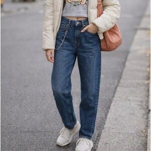 American Eagle Mom Jeans (size 0) w/stretch